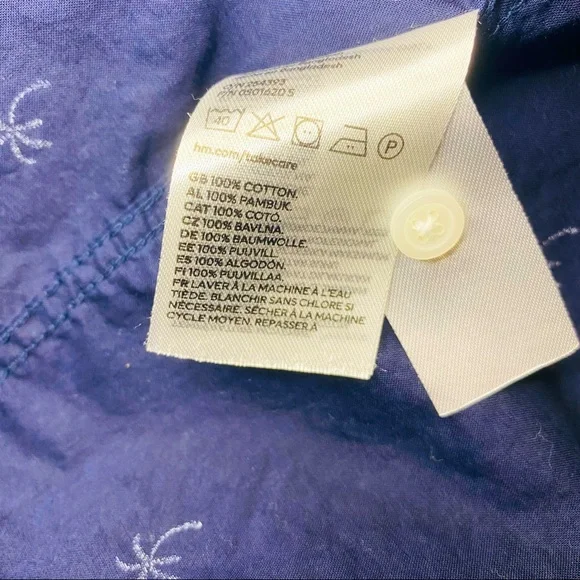 H&M Navy with Palm Trees Men's short sleeve button up shirt - Picture 7 of 7